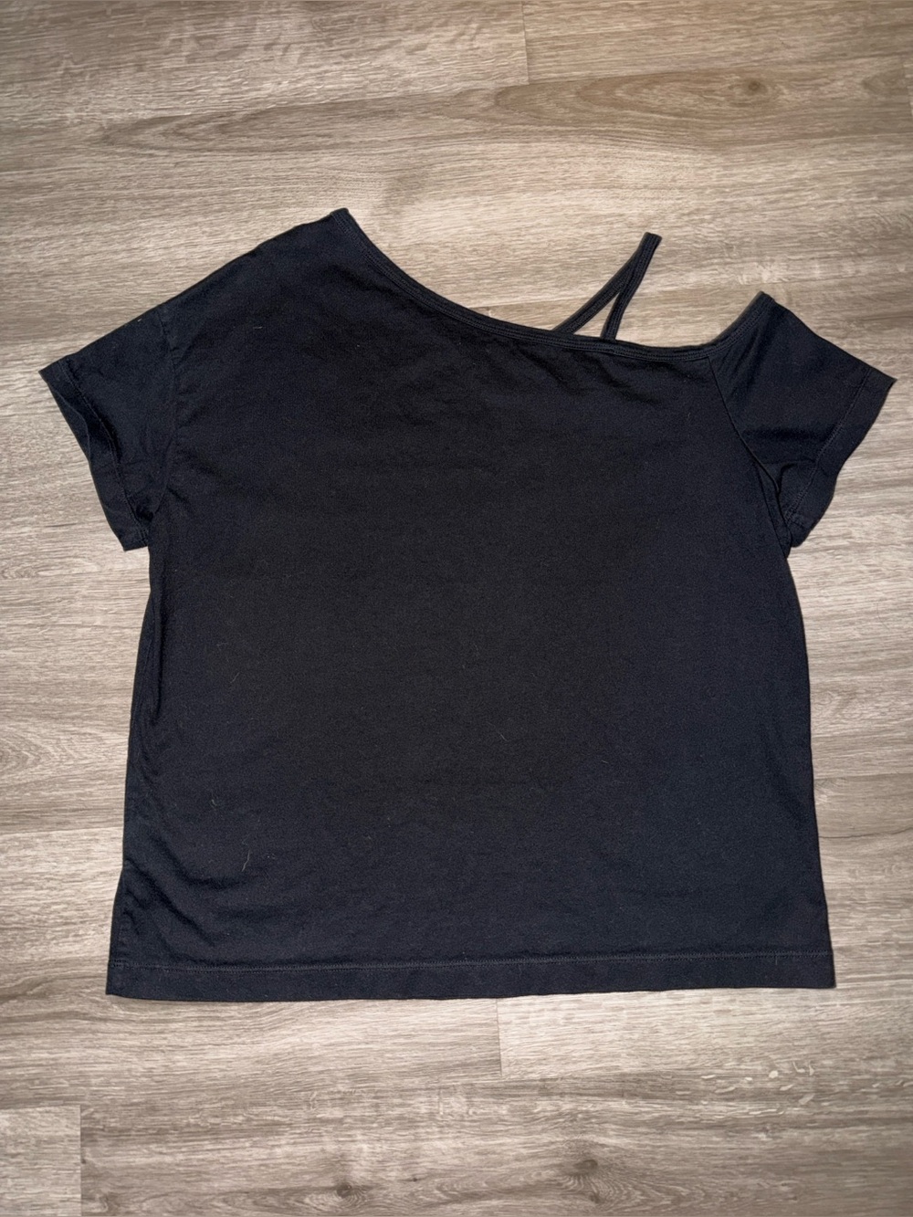 Cold Shoulder Basic Tops - Picture 2 of 8